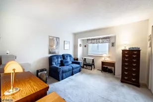 50 Woods Edge Dr, Roxbury Township, NJ 07876 - Photo 8