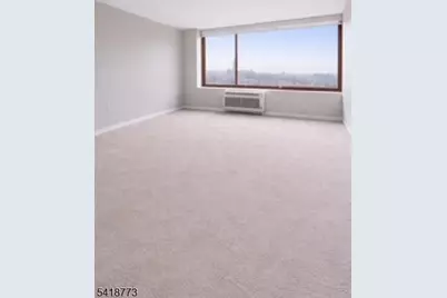 100 Old Palisade Rd #1410, Fort Lee, NJ 07024 - Photo 8