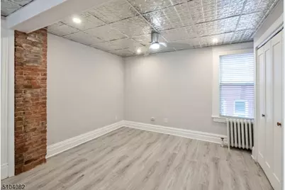 204 Forest St Unit #2, Montclair, NJ 07042 - Photo 10