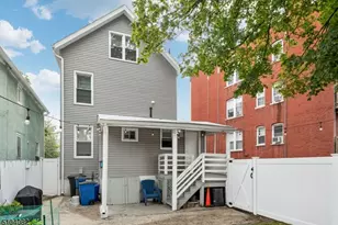 204 Forest St Unit, Montclair, NJ 07042 - Photo 22