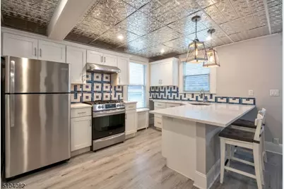 204 Forest St Unit #2, Montclair, NJ 07042 - Photo 4