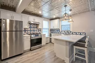 204 Forest St Unit, Montclair, NJ 07042 - Photo 4