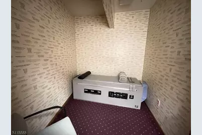 697 Kearny Ave, Kearny, NJ 07032 - Photo 10