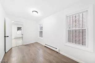 334 Pine St, Elizabeth, NJ 07206 - Photo 10