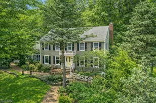 6 Fawn Ridge Rd, Clinton Township, NJ 08833 - Photo 8