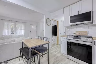 22 Wanaque Ave, Wanaque, NJ 07420 - Photo 4