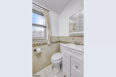 22 Wanaque Ave, Wanaque, NJ 07420 - Photo 12