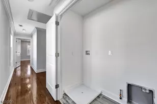 126 N 15th St Apt, East Orange, NJ 07017 - Photo 8