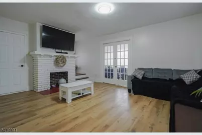 130 Elmwood Ave, East Orange, NJ 07018 - Photo 14