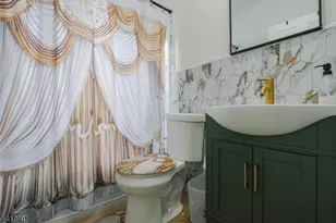 130 Elmwood Ave, East Orange, NJ 07018 - Photo 24