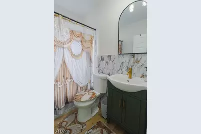 130 Elmwood Ave, East Orange, NJ 07018 - Photo 26