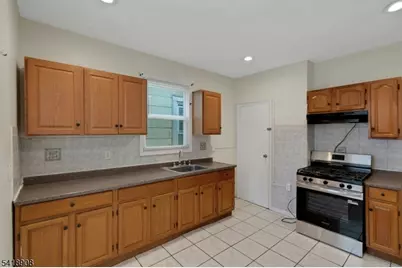 496 21st St, Apt #2, Irvington, NJ 07111 - Photo 1