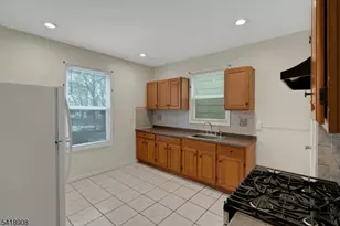 496 21st St Apt, Irvington, NJ 07111 - Photo 2