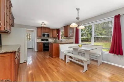 19 Reading Rd, Raritan Township, NJ 08822 - Photo 12