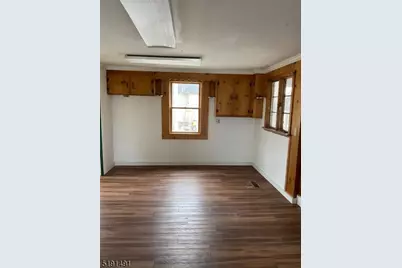 24 Bank St, Sussex, NJ 07461 - Photo 8