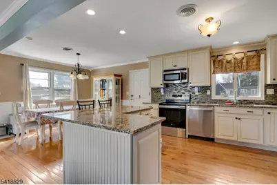 280 Metape Cir, Bound Brook, NJ 08805 - Photo 14