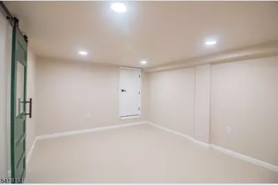 625 Park Ave, East Orange, NJ 07017 - Photo 10