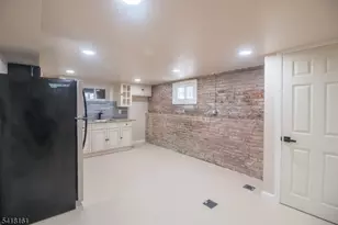 625 Park Ave, East Orange, NJ 07017 - Photo 14