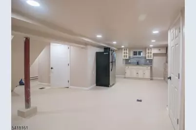 625 Park Ave, East Orange, NJ 07017 - Photo 16