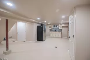 625 Park Ave, East Orange, NJ 07017 - Photo 16