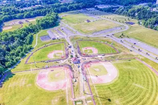 203 Concord Pl, North Brunswick Township, NJ 08902 - Photo 42