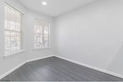 203 Concord Pl, North Brunswick Township, NJ 08902 - Photo 10