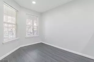 203 Concord Pl, North Brunswick Township, NJ 08902 - Photo 10