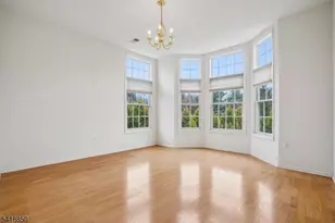 204 Edmonton Ct, Livingston Twp., NJ 07039 - Photo 12