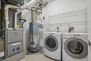 204 Edmonton Ct, Livingston Twp., NJ 07039 - Photo 18