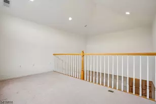 204 Edmonton Ct, Livingston Twp., NJ 07039 - Photo 22