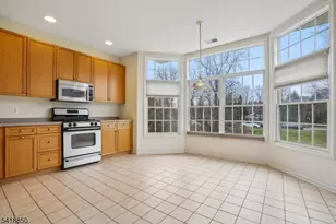 204 Edmonton Ct, Livingston Twp., NJ 07039 - Photo 14