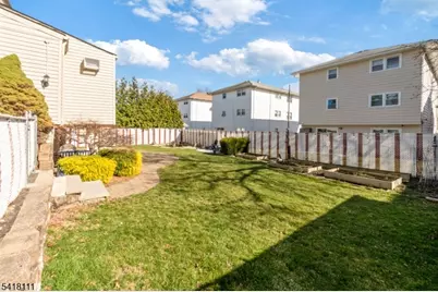 154 Orchard St, Elmwood Park, NJ 07407 - Photo 20