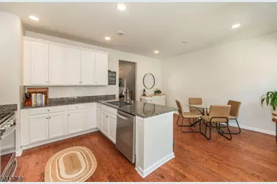 94 Albert Ct, Randolph Township, NJ 07869 - Photo 8