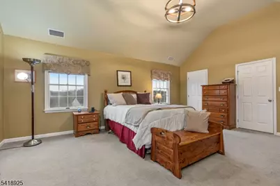 166 Preakness Cir, Branchburg Township, NJ 08876 - Photo 30