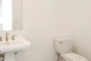 71 Veterans Wy, Morris Plains, NJ 07950 - Photo 8