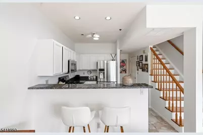 20 S Midland Ave #3, Kearny, NJ 07032 - Photo 6