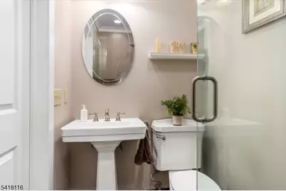 4 Peru Rd, Clifton, NJ 07012 - Photo 14