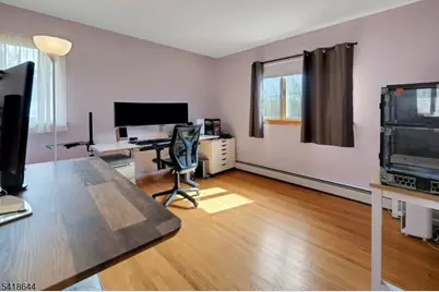 48 Gordon Rd, Roxbury Township, NJ 07885 - Photo 14