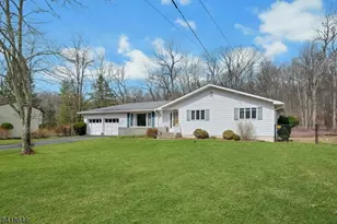 48 Gordon Rd, Roxbury Township, NJ 07885 - Photo 1