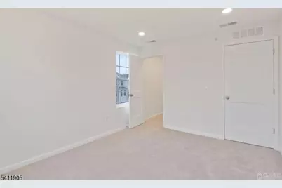 735 Station Rd #1, Dunellen, NJ 08812 - Photo 22