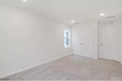 735 Station Rd #1, Dunellen, NJ 08812 - Photo 18