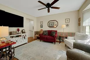 47 Dexter Dr N, Bernards Township, NJ 07920 - Photo 8