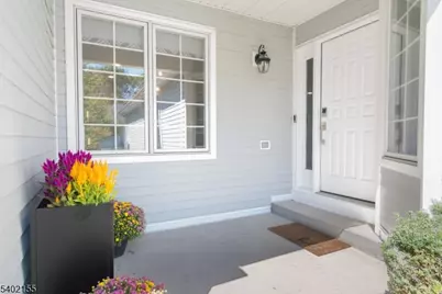 27 Cobblestone Ter, Montville Township, NJ 07045 - Photo 4