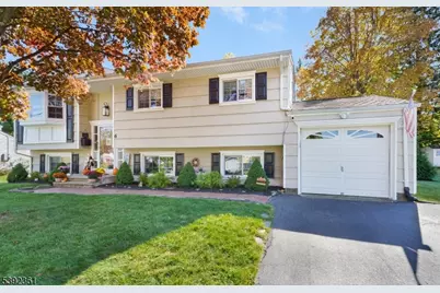 6 Ann St, Roxbury Township, NJ 07876 - Photo 2