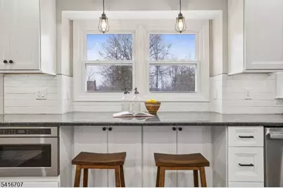 18 Juniper Way, Bernards Township, NJ 07920 - Photo 10