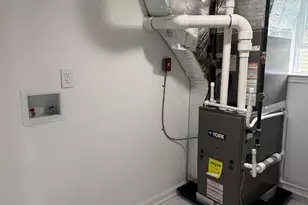 142 Littleton Ave, Newark, NJ 07103 - Photo 14