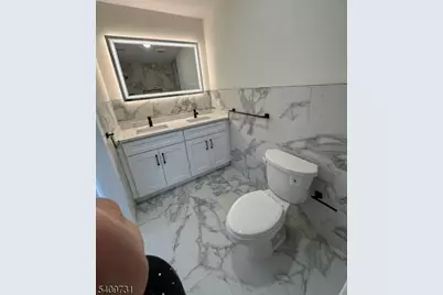 319 Renner Ave, Newark, NJ 07112 - Photo 10