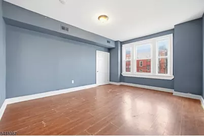 375 6th Ave, Newark, NJ 07107 - Photo 24
