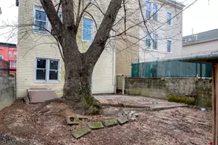 375 6th Ave, Newark, NJ 07107 - Photo 22