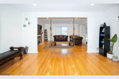 54 Campbell Rd, Hillsborough Township, NJ 08844 - Photo 8